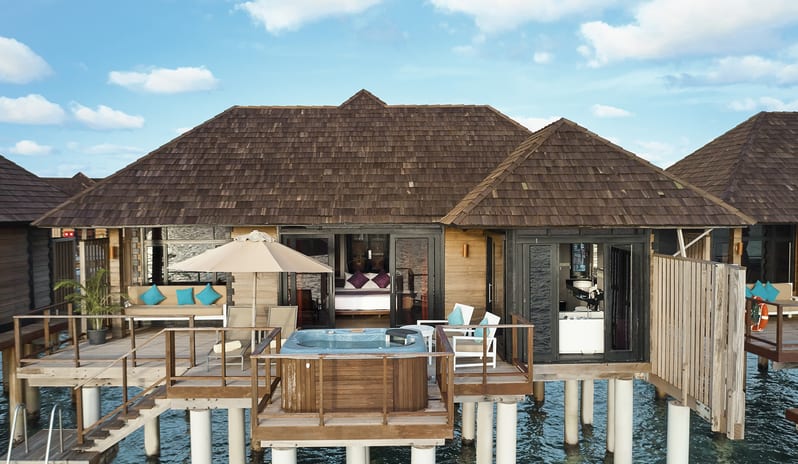 SSIF Sunset Horizon Water Villa5